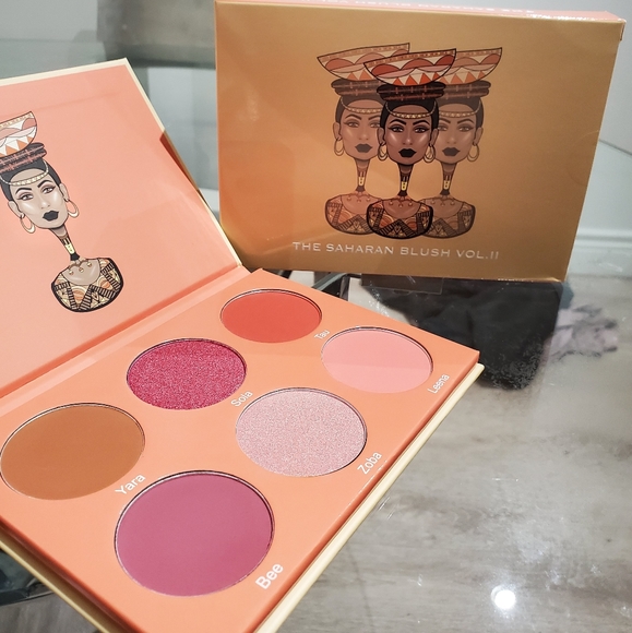 Juvia's Place Saharan II Blush Palettes - Picture 3 of 4